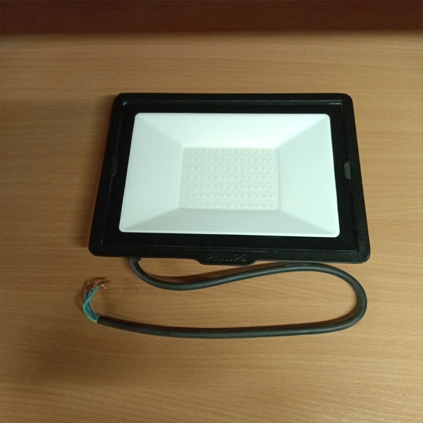 Влагозащищенный, светодиодный прожектор Филипс BVP150 LED59/CW, 70Вт, холодный дневной свет фото 1