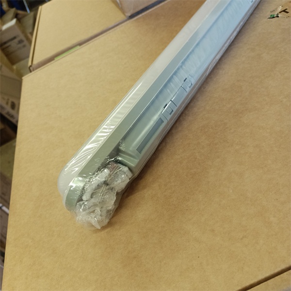 Влагозащищенный, промышленный LED светильник ДСП Айсберг-Э EKF PROxima, 18 Ватт, белого света фото 2