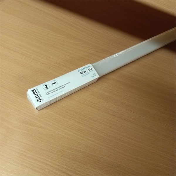 Влагозащищенный IP65 линейный LED светильник Гаусс Ультракомпакт мощностью 45 Ватт, 4000К. фото 1