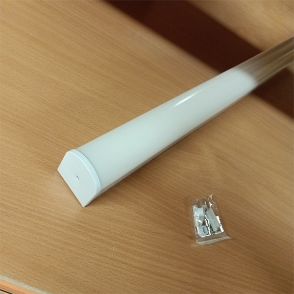 Светодиодные линейные светильники с розеткой Navigator фото 2