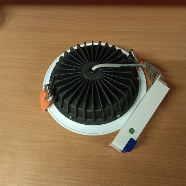 Светодиодный светильник даунлайт ДВО 1821 PRO, 24 Вт, нейтральный белый свет, ИЭК фото 2