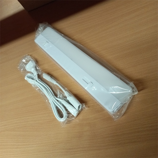 Светодиодные линейные светильники Navigator с выключателем и диммером фото 1