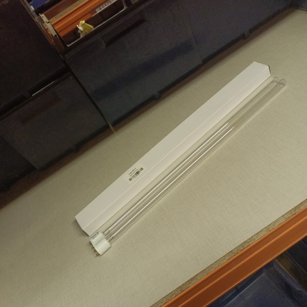 Лампа бактерицидная LightBest LBCQ 55W 4P 2G11 специальная безозоновая, для кварцевания, защита от вируса фото покупателя 1
