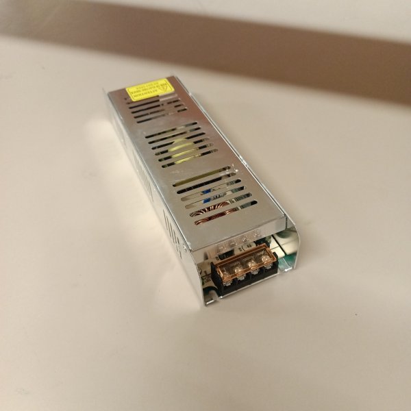 21498 Трансформатор электронный для светодиодной ленты 200W 12V (драйвер) LB009 IP20 фото покупателя 2