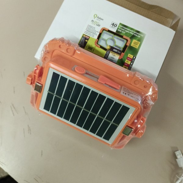 Светодиодный прожектор FL-LED Light-PAD SOLAR, мощностью 40 Ватт, нейтральный белый свет, со встроенной солнечной батареей фото покупателя 2
