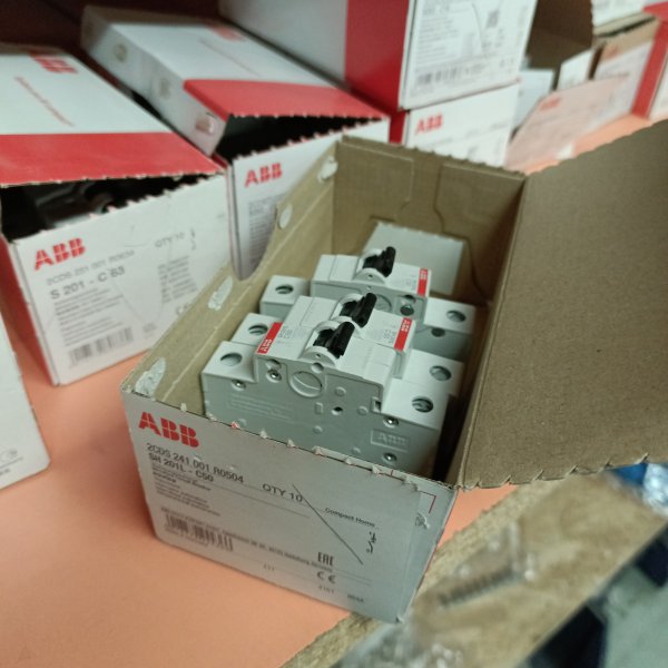 2CDS241001R0504 Модульный электрический автомат однополюсный АББ SH201L 50 ампер тип С для защиты электрической цепи фото покупателя 3