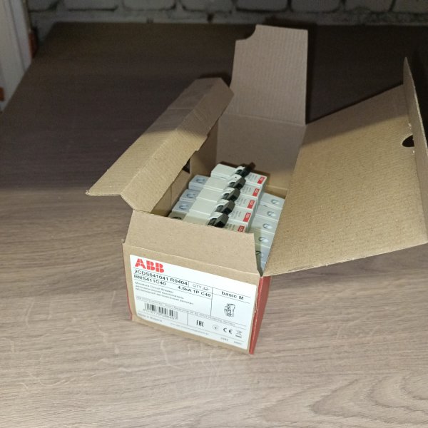 2CDS641041R0404 Модульный электрический автомат однополюсный АББ Бейсик М 40 ампер тип С для защиты электрической цепи фото покупателя 4