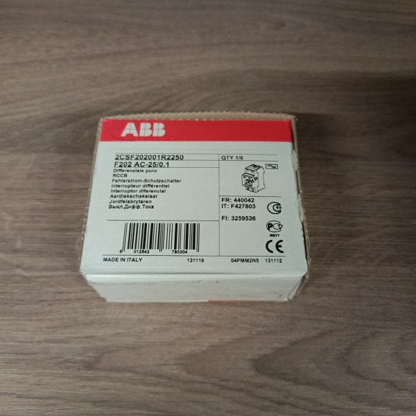 Однофазное устройство защитного отключения ABB F202 номинальный ток 25А, ток утечки 100mA, тип AC, двухмодульное фото покупателя 1