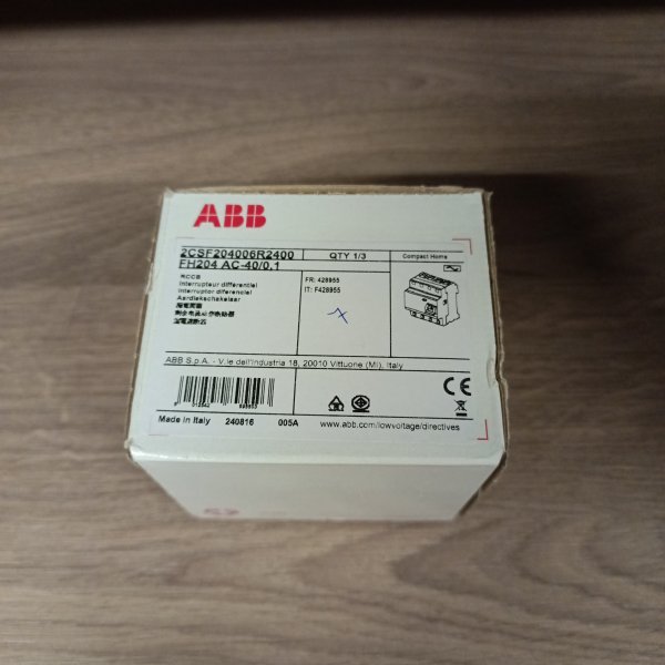 2CSF204006R2400 Трехфазное устройство защитного отключения ВДТ четырехполюсное AББ FH204 тип АС 40 ампер 100мА фото покупателя 1