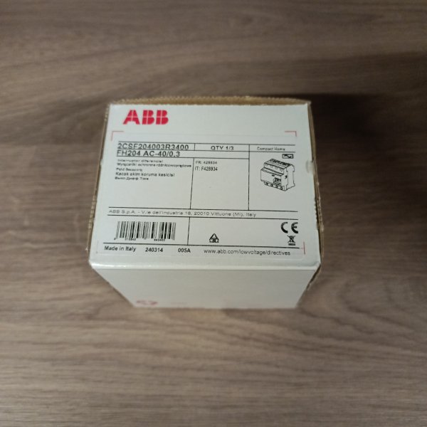 2CSF204003R3400 Четырехполюсный выключатель дифференциального тока AББ FH204 тип АС 40 ампера 300мА фото покупателя 1