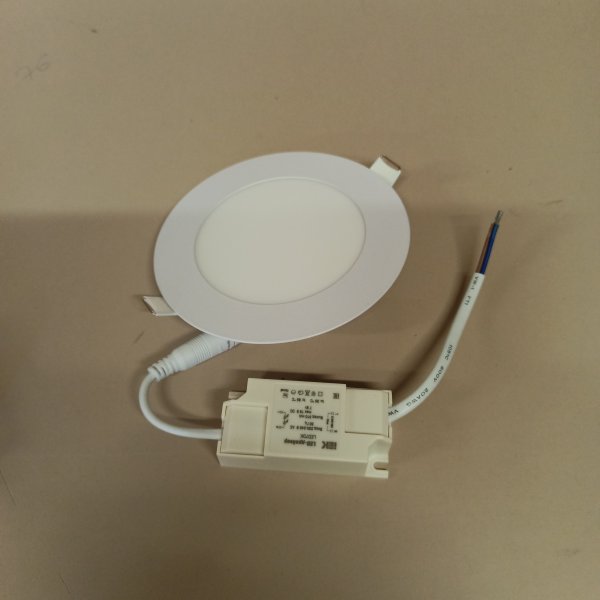 LDVO0-1602-1-7-K02 Встраиваемый светодиодный светильник ИЭК ДВО 1602 круглой формы, 7 Вт, белый свет фото покупателя 4