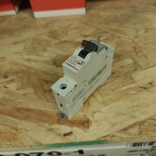 404026 Электрический однополюсный автомат Legrand TX3 на 10 Ампер характеристика C фото покупателя 3