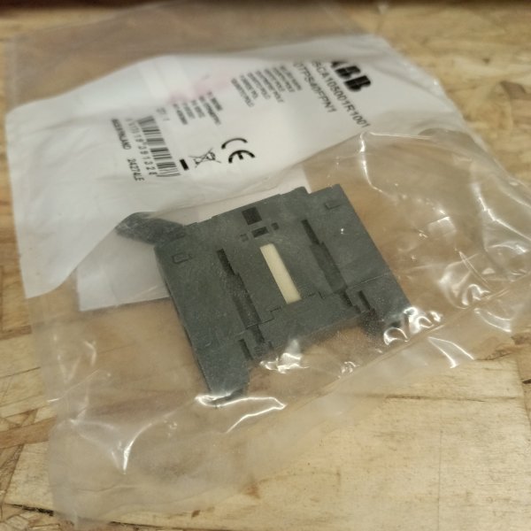 1SCA105001R1001 Силовой полюс OTPS40FPN2 на 40 Ампер дополнительно монтируемый с левой стороны на трехполюсные рубильники фирмы АВВ серии ОТ_F на 16-40 Ампер. фото покупателя 2