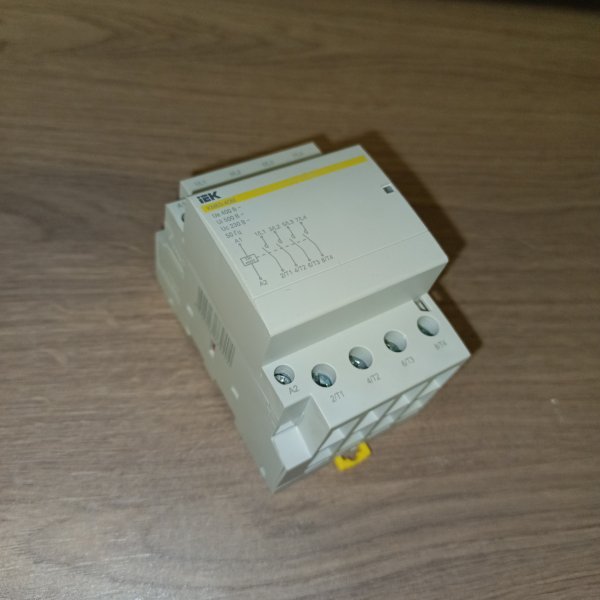 MKK21-63-40 Четырехполюсный магнитный пускатель модульный КМ63-40М, номинальным током 63 Ампера, управление 230В, 4NO фото покупателя 2