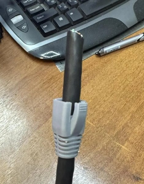Колпачок изолирующий для коннектора RJ-45, PVC, серого цвета, Lans фото покупателя 2