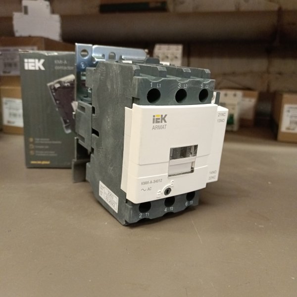AR-ACC-31-040-230-11 Трехполюсный магнитный пускатель на DIN рейку с катушкой 230В, ток нагрузки 40А, 1NO+1NC, IEK ARMAT КМИ-А фото покупателя 2