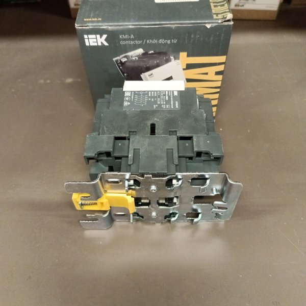 AR-ACC-31-040-230-11 Трехполюсный магнитный пускатель на DIN рейку с катушкой 230В, ток нагрузки 40А, 1NO+1NC, IEK ARMAT КМИ-А фото покупателя 1