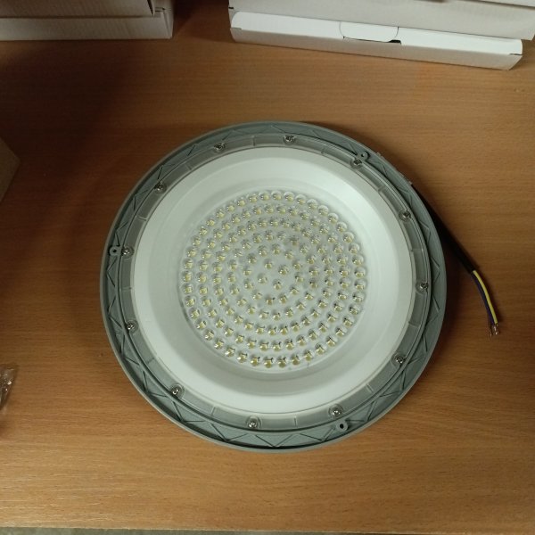 613011 Пылевлагозащищенный подвесной LED светильник HB-UFO, мощностью 50 Вт, холодный свет фото покупателя 2