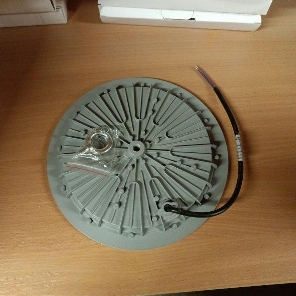 613011 Пылевлагозащищенный подвесной LED светильник HB-UFO, мощностью 50 Вт, холодный свет фото покупателя 1