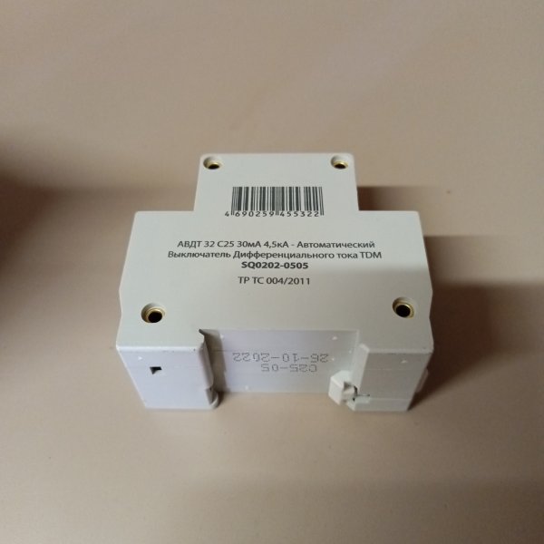 SQ0202-0505 Автоматический выключатель дифференциального тока АВДТ 32 ТДМ, номинальный ток 25 ампер с характеристикой С, 30 мА тип АС фото покупателя 2