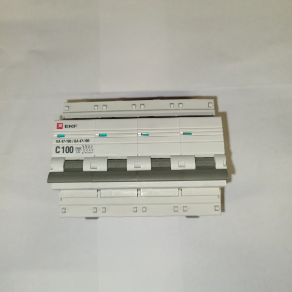 mcb47100-4-100C-pro Модульный электрический автомат четырехполюсный ЕКФ Проксима тип С 100 ампер 10 кА для защиты электрической цепи фото покупателя 3