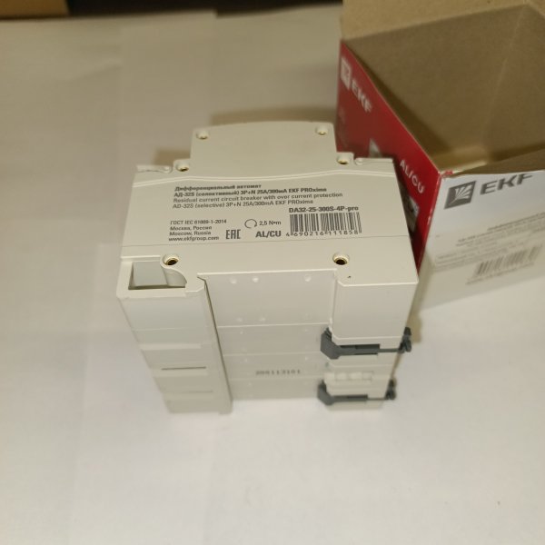 DA32-25-300S-4P-pro Автоматический выключатель дифференциального тока четырехполюсный трехфазный АВДТ ЕКФ Проксима 25 ампер тип АС 300мА фото покупателя 1