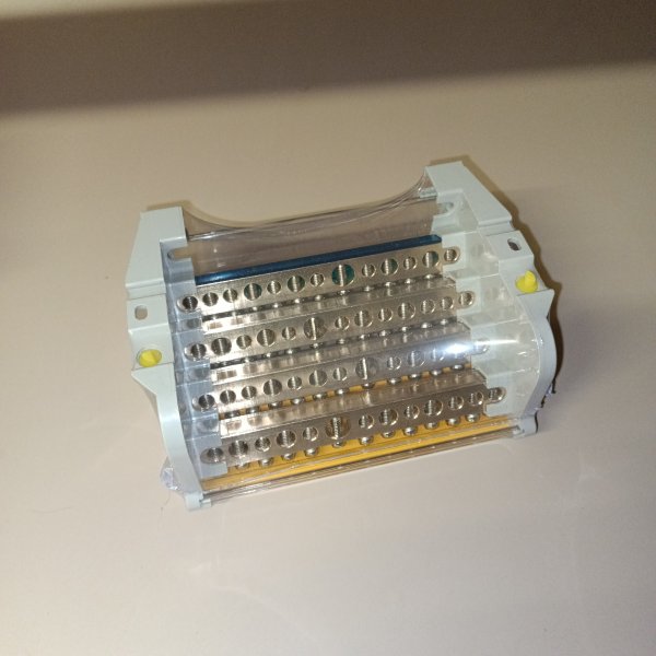 plc-shrb-160 Шинный распределительный блок ШРБ EKF PROxima, номинальный ток 160 Ампер фото покупателя 1