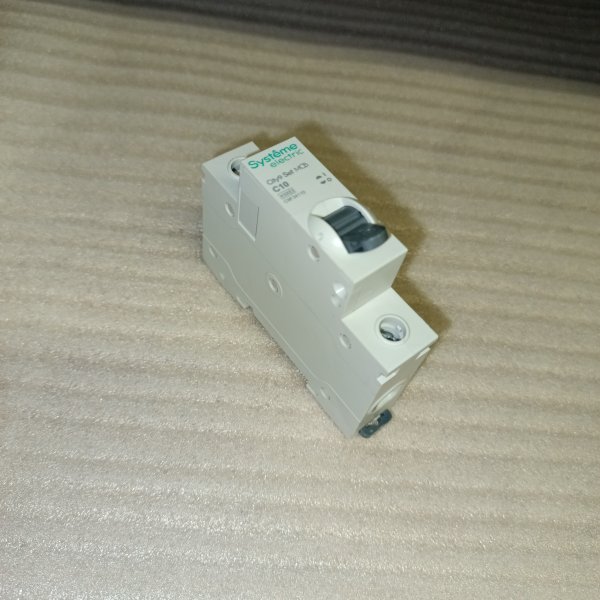 C9F34110 Модульный электрический автомат однополюсный Систем Электрик тип С 10 ампер для защиты электрической цепи фото покупателя 3