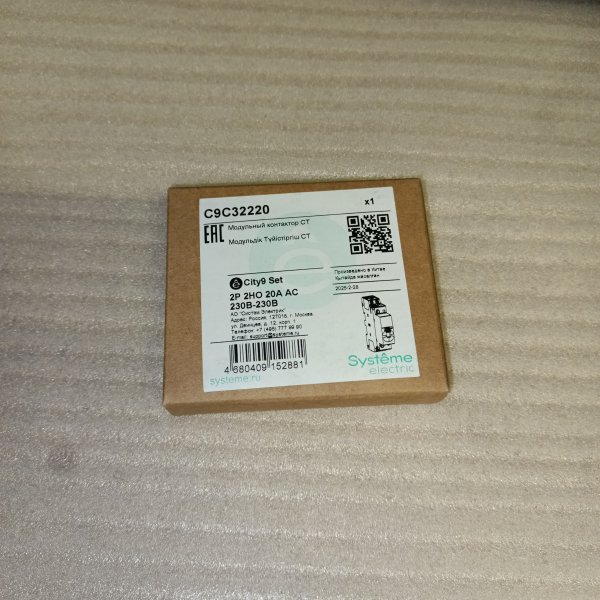 C9C32220 Двухполюсный одномодульный магнитный пускатель 20А с переключателем режимов, 2 NO катушка 230В фото покупателя 3
