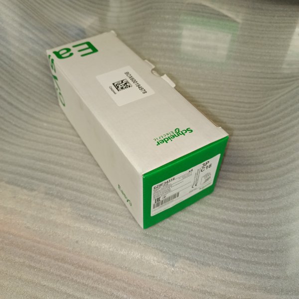EZ9F34316 Трехполюсный модульный электрический автомат 16А уставка C, отключающая 4500А Шнайдер Электрик ИЗИ 9 фото покупателя 6