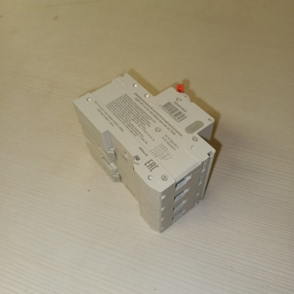 SQ0204-0629 Четырехполюсный модульный автоматический выключатель 16А с регулируемой защитой от дифференциального тока 30/100/300мА тип АС, отключающая способность 6кА, уставка С, ТДМ АД4Р фото покупателя 1