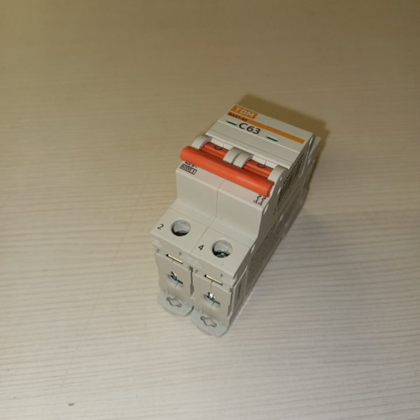 SQ0223-0099 Модульный электрический автомат ТДМ ВА47-60 два полюса, номинальный ток 63 Ампера уставка С, отключающая способность 6кА фото покупателя 1