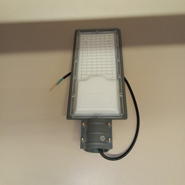 629534300 LED светильник уличный Gauss Avenue мощностью 100Ватт(10000лм) 5000K, 190-250 Вольт, пылевлагозащищенный IP65 черного цвета, КСС Ш LED фото покупателя 3