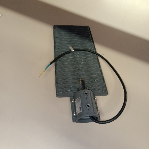 629534300 LED светильник уличный Gauss Avenue мощностью 100Ватт(10000лм) 5000K, 190-250 Вольт, пылевлагозащищенный IP65 черного цвета, КСС Ш LED фото покупателя 1