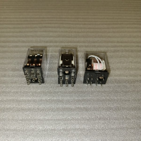 SQ0701-0010 Реле промежуточное РЭК78/3 ТДМ, номинальный ток 5А, напряжение катушки 230 В, тип напряжения AC, 3 переключающих контакта фото покупателя 2