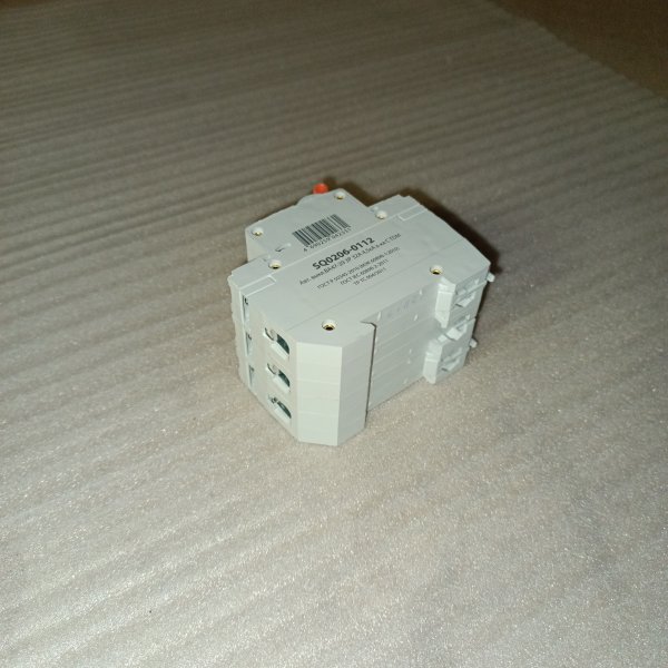 SQ0206-0112 Трехполюсный электрический автомат ВА47-29 ТДМ, номинальный ток 32 ампера, с характеристикой С, 3 модуля фото покупателя 1