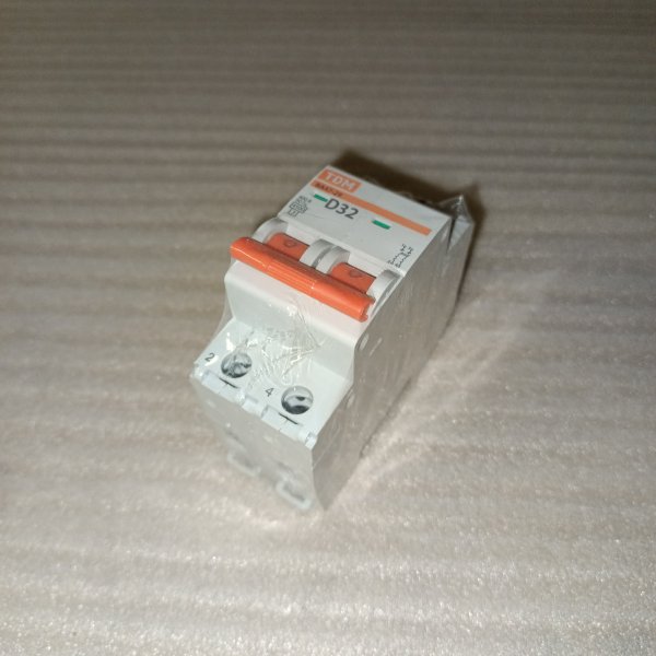 SQ0206-0160 Двухполюсный электрический автомат ВА47-29 ТДМ, номинальный ток 32 ампера, с характеристикой D, 2 модуля фото покупателя 2
