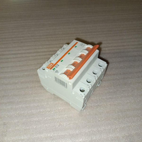 SQ0206-0182 Четырехполюсный электрический автомат ВА47-29 ТДМ, номинальный ток 3 ампера, с характеристикой D, 4 модуля фото покупателя 2