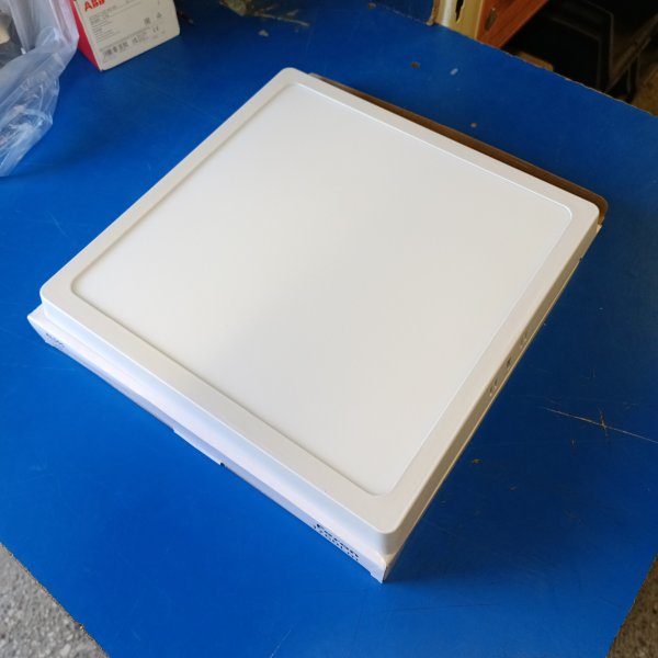 41577 Квадратный Led светильник потолочно-настенного исполнения Ферон серии AL505 с внешним блоком питания, мощностью 24 Ватт, холодного света. фото покупателя 3