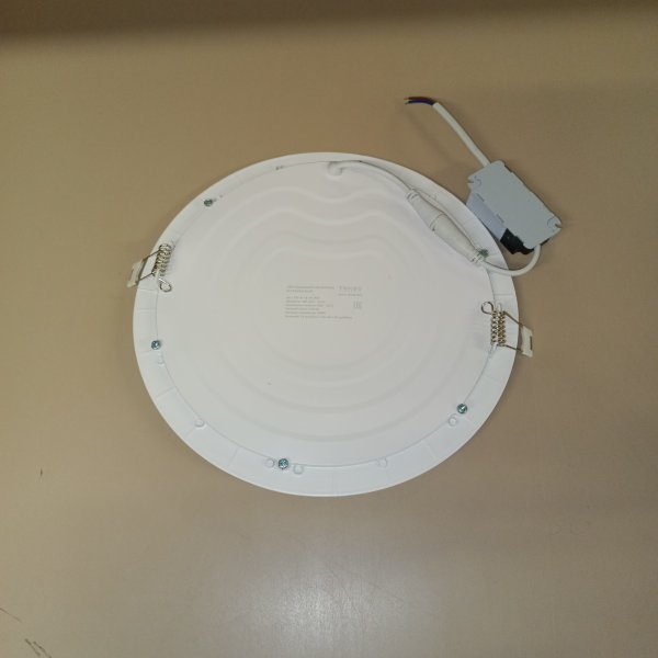 TOK-R1-18-4K-IP20 Тонкая встраиваемая круглая LED панель Даунлайт белого цвета, мощностью 18 Ватт холодного дневного света, Токов Электро. фото покупателя 3