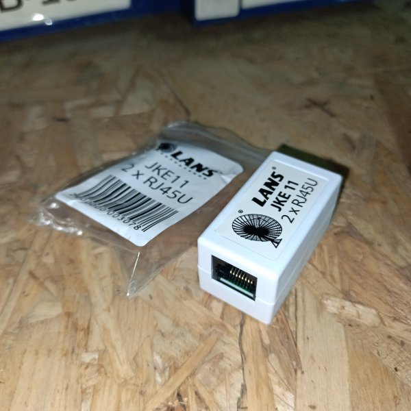 JKE 11 2xRJ45U Компьютерный проходник RJ45 UTP (гнездо-гнездо) 8P-8C Lans фото покупателя 1
