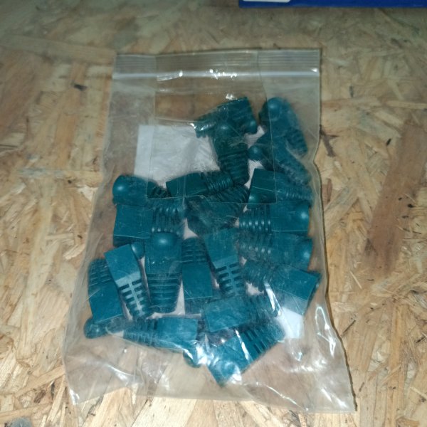 Колпачок изолирующий для коннектора RJ-45, PVC, зеленый ITK фото покупателя 1