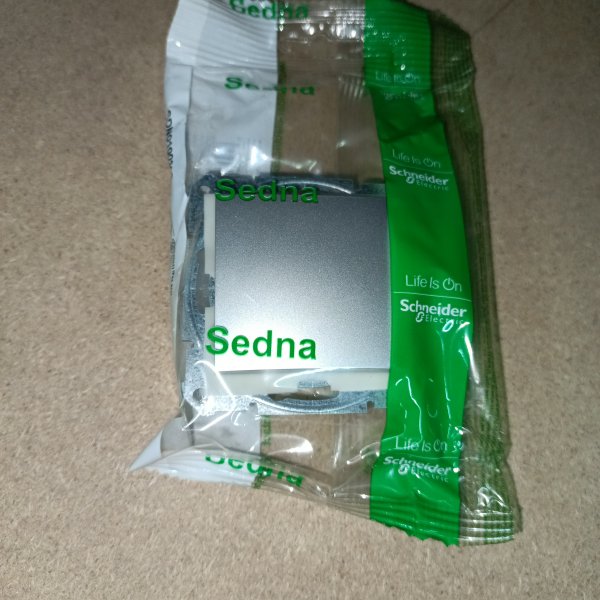 SDN0100360 Одноклавишный выключатель скрытой установки Schneider Electric серии Sedna с повышенной защитой от влаги, цвет алюминий фото покупателя 2