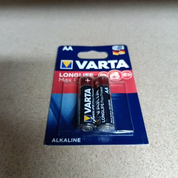 Алкалиновые элементы питания пальчиковые Varta Long Life Max Power, типоразмера АА/LR6, упаковка 2 штуки фото покупателя 1