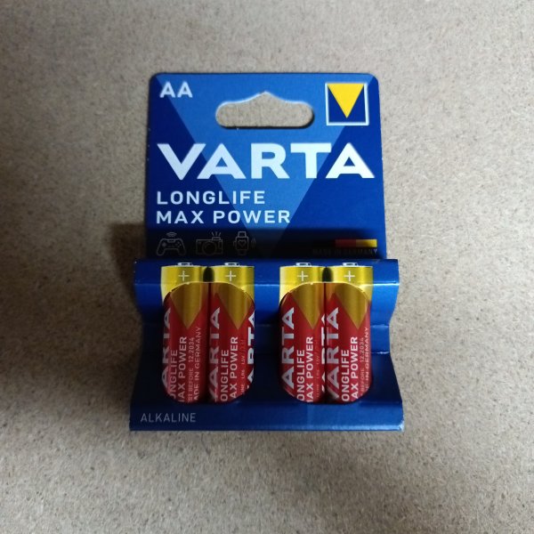 Алкалиновые элементы питания пальчиковые Varta Long Life Max Power, типоразмера АА/LR6, упаковка 4 штуки фото покупателя 1