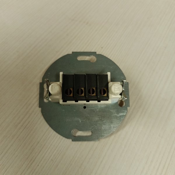 MTN467014 Механизм подключения громкоговорителей антрацит Merten (Schneider Electric) фото покупателя 1