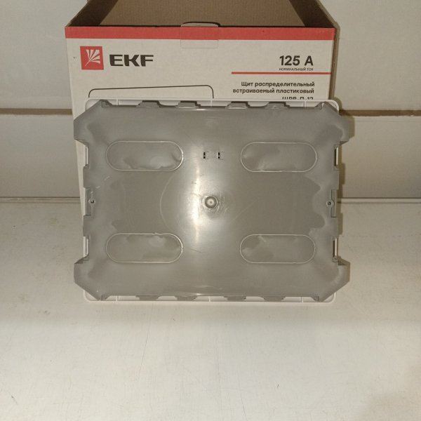 sb-v-12w Встроенный модульный щиток пластиковый ЕКФ для дома и квартиры скрытой установки на 12 модулей фото покупателя 1
