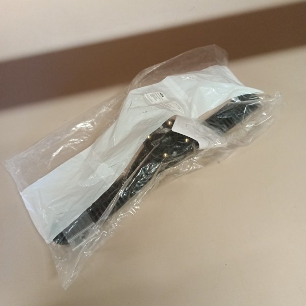1SCA022873R4230 Двойная пластиковая ручка пистолетного типа со степенью защиты IP65, для управления через дверь реверсивными выключателями нагрузки ОТ1000..3200_C, для переходника диаметром 12 мм фото покупателя 1