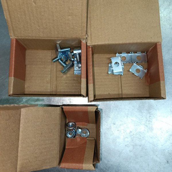 CM350003 Комплект крепежа для прокладки проволочных кабельных каналов F5 DKC (ДКС) фото покупателя 1
