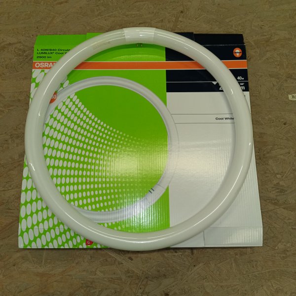 4050300014845 Лампа люминесцентная кольцевая Osram L C T9 мощностью 40 Ватт с цоколем G10q белого света. фото покупателя 2